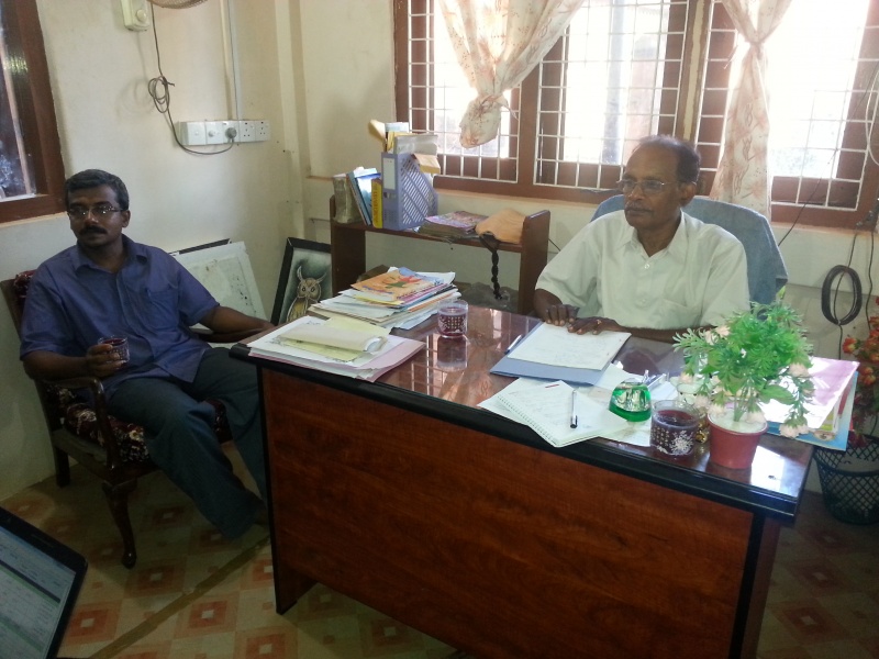 File:Orientation meeting with Hundu Board of Education (3).jpg