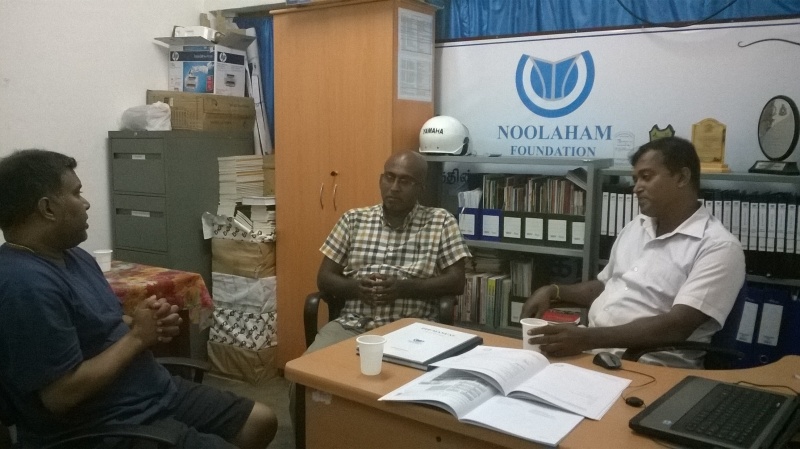 File:Discussion with Dr. Thavam Thampipillai6.jpg
